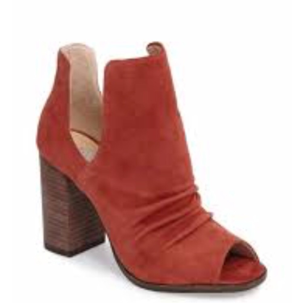 SOLD: LF ankle boot